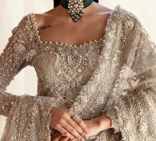 DC-027 | Soraya Bridal Wear Opulent