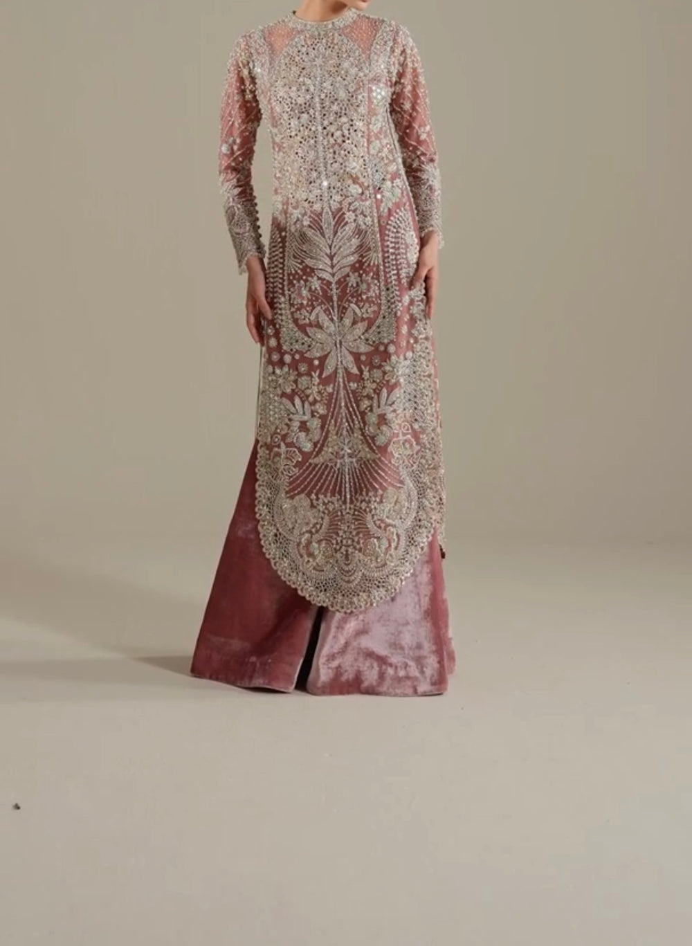 DC-048 | Soraya - Velisse